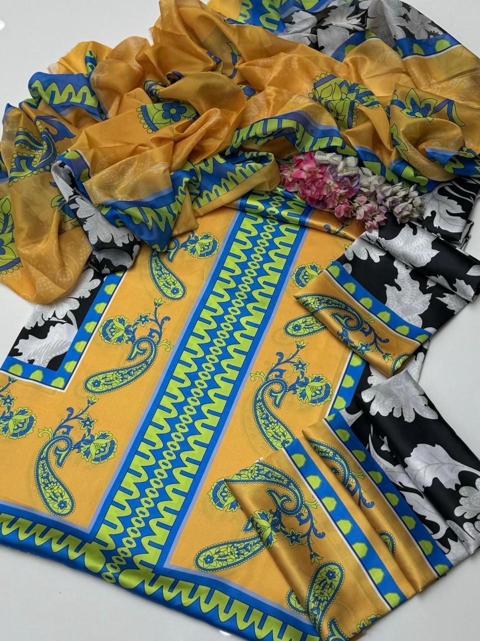 shamooz silk printed unstitched